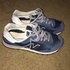 New Balance bulls and black shoes